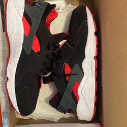 Nike Huarache Size 14 