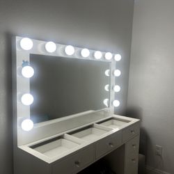 Makeup Vanity (Need Sold Immediately)