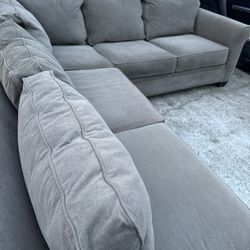 Large Gray Stanton Furniture Sectional Couch FREE DELIVERY