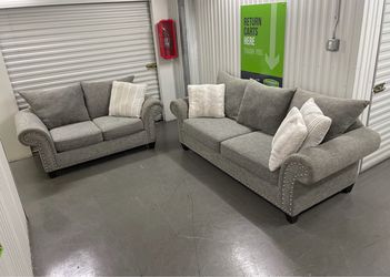 Free Delivery - Beautiful Modern Grey Couch Set