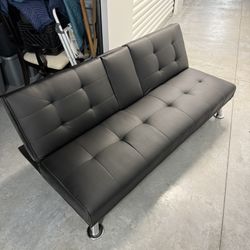 Black Futon