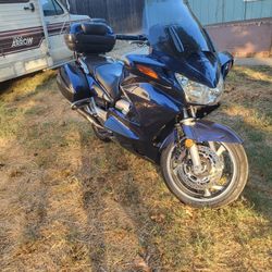 04 Honda ST 1300