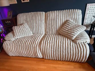 Dual Reclining Loveseat