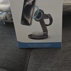 Brandchuangshiji
Connectivity TechnologyWireless
Connector TypeUSB Type C
Compatible DevicesFor iPhone, iWatch, AirPods
Compatible Phone Models
For iP