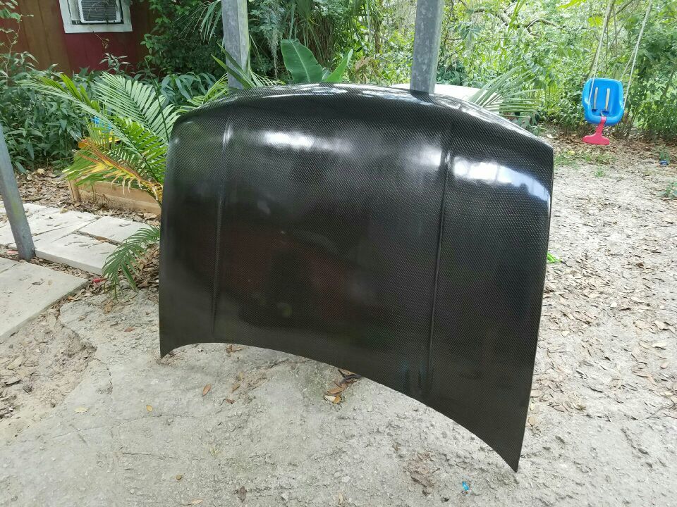 Carbon fiber boser hood mk4 gti