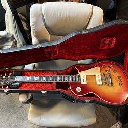 Vintage 1975 Gibson Les Paul Deluxe Cherry Sunburst
