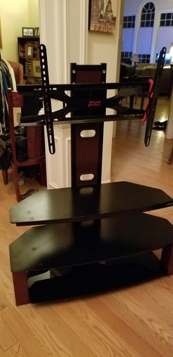 Tv stand up to 65 inch