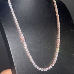 VVS 5MM Tennis chain 22 inches Silver/Moissanite