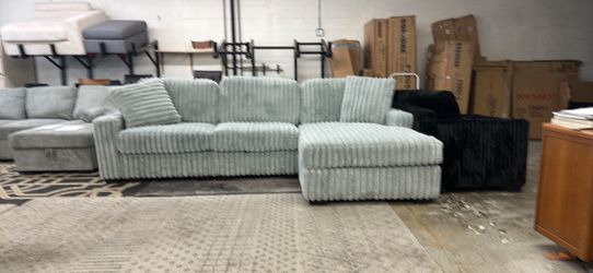 New 118x66 furry corduroy sectional couch / free delivery