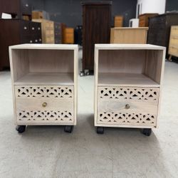 2 Light Wood Nightstands/ Nightstand Set / End Tables / Side Tables with Outlets