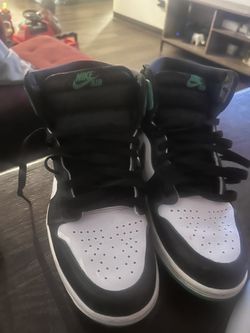 Jordan 1 Green Pine 