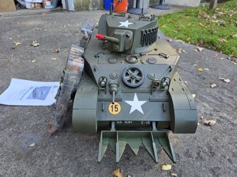 Ultimate Soldier 1:6 Scale RC M5 Stuart Tank — Working, with Remote, Figures & Manual