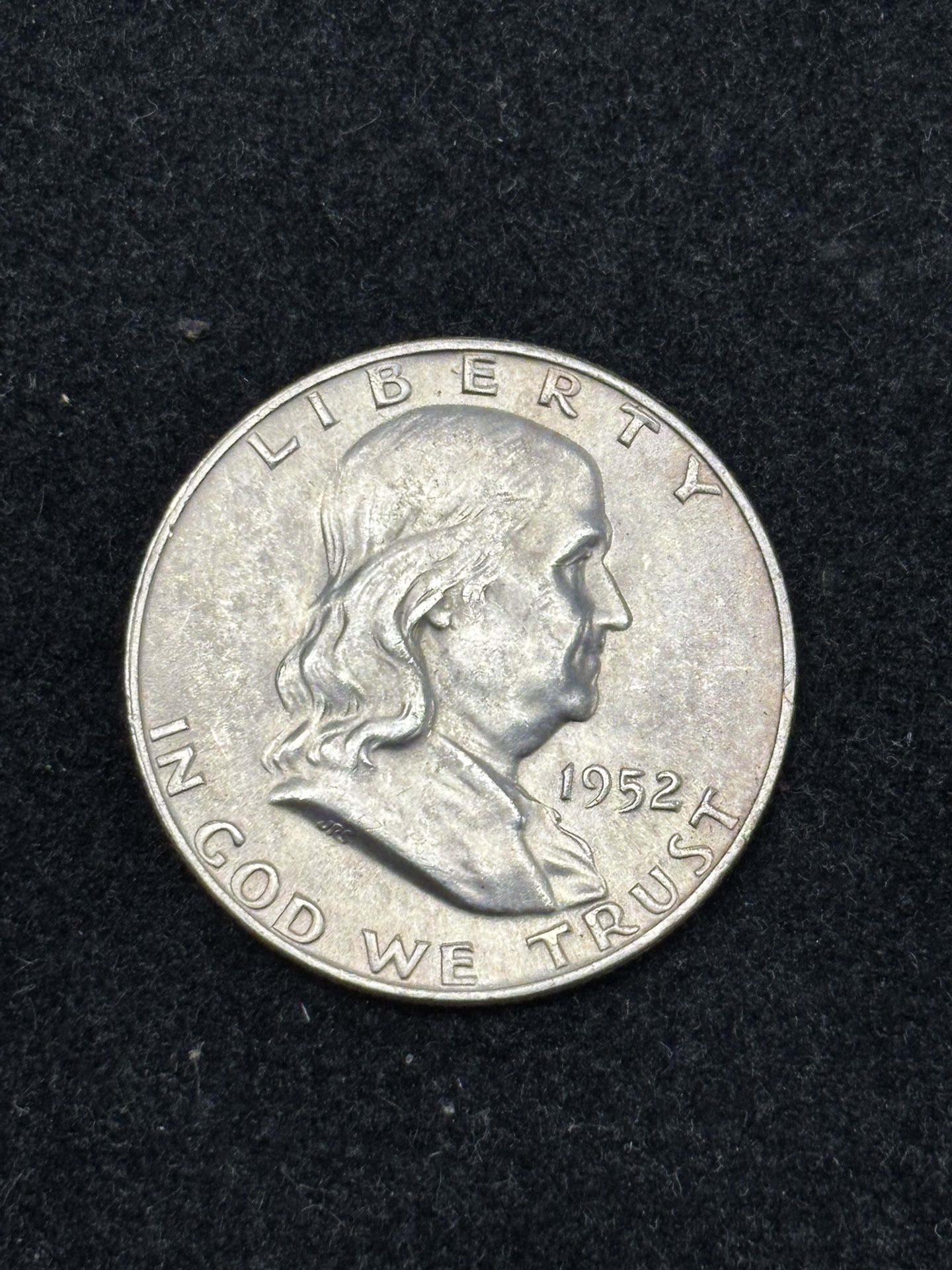 1952-D Franklin Silver Half Dollar -- EARLY SERIES UNCIRCULATED COIN!