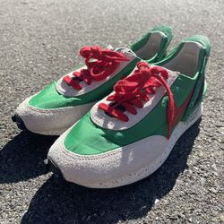 Nike Undercover x WMNS Daybreak “Lucky Green Red” Size 8.5