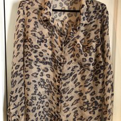 Mudd Leopard Button Up Blouse