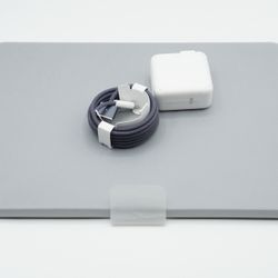 Brand New MacBook Air M3 256gb