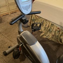 Stationary exercise bike