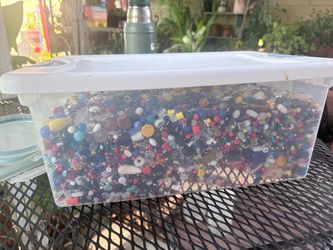 Box of glass beads