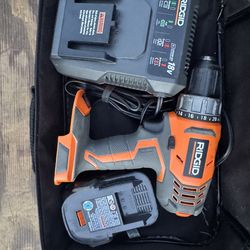 Rigid 18v 1/2 “drill