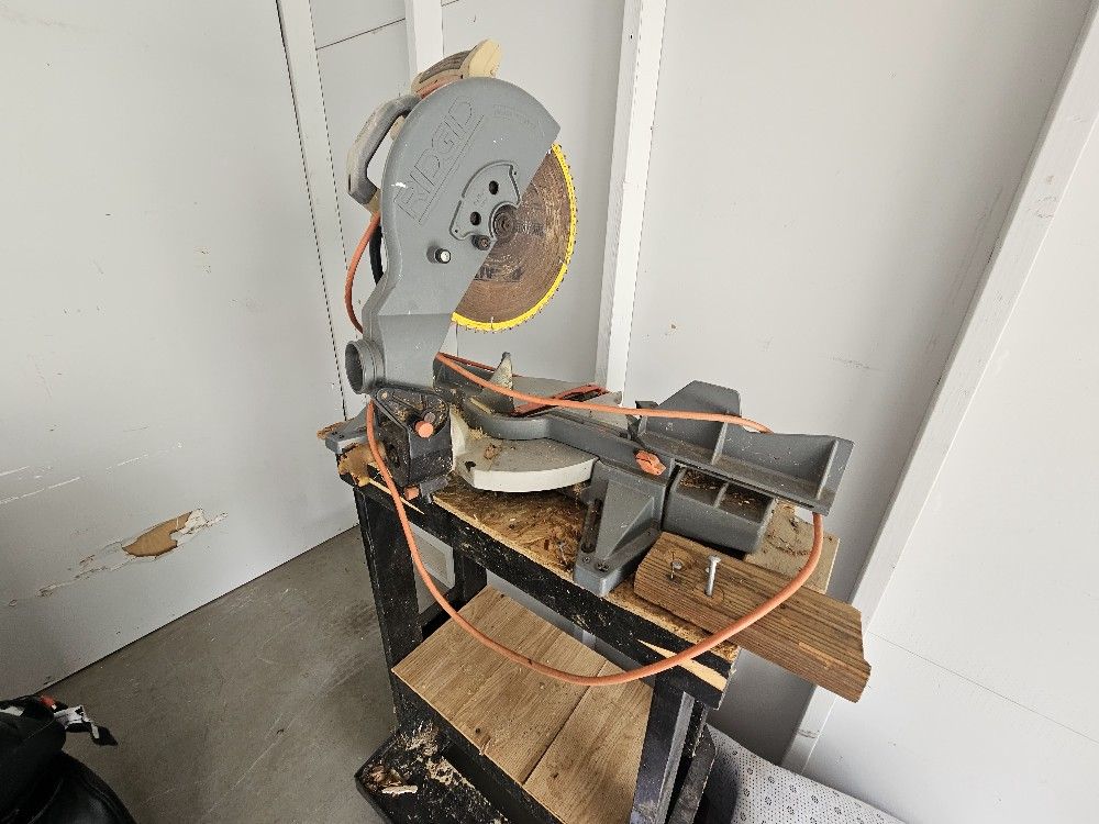 Miter Saw with Stand