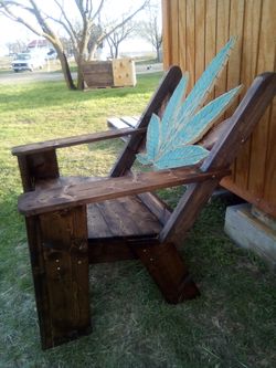 Pot leaf chair clearance
