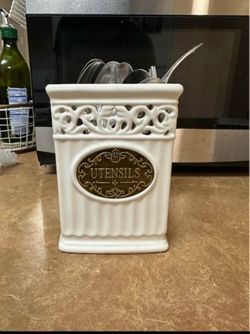 Utensil holder !!