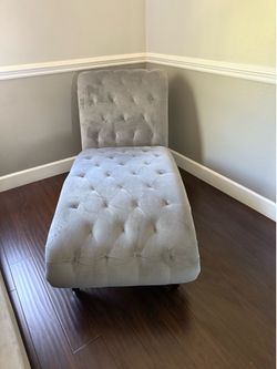 Beautiful Chaise Lounge