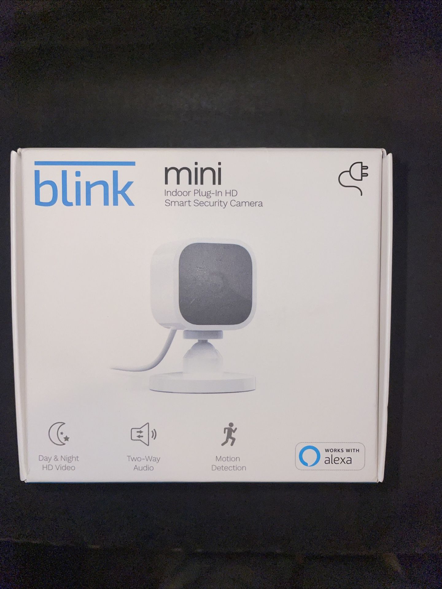 Blink BCM00300U Mini Indoor Plug-in Smart Surveillance Camera
