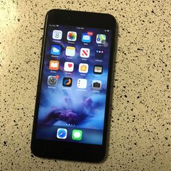 iPhone 7 Plus UNLOCKED 