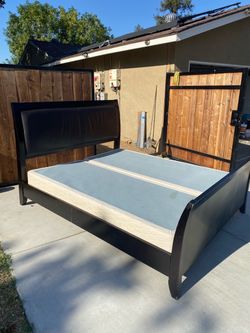 Cal King Bed Frame/with Box Springs