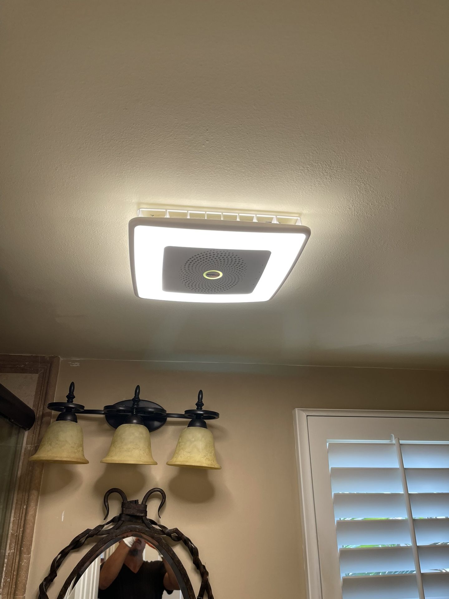 Ceiling Bathroom Fan With Speaker And Bluetooth