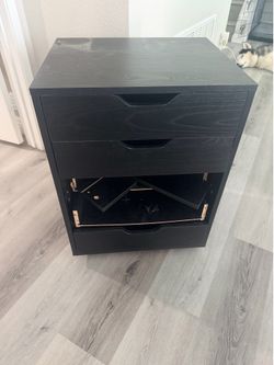 Free 5 drawer cabinet