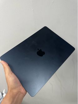 MacBook 2022 m2 512 gb