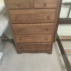 Stand-up Dresser