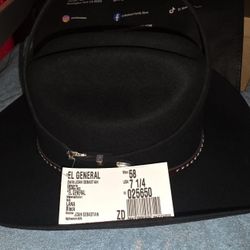 7 1/4  Men Cowboy Hat With 9.5  Boot