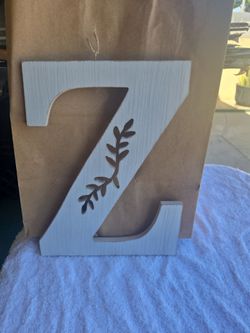 Wall decor letter Z