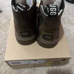 8c Boys UGG Boots 