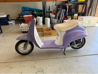 Razor “Betty” Pocket Scooter