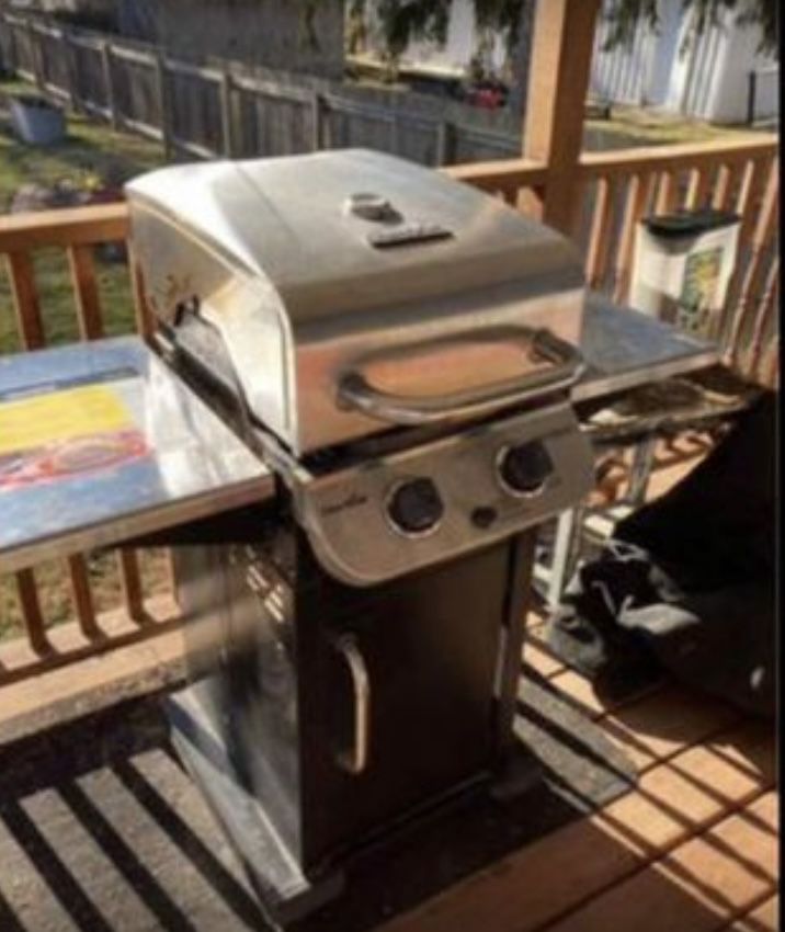 CHAR-BROIL 2 Burner Gas Grill. Starts Every Time. Well Taken Care Of. Has a Nice Cover-NO TANK