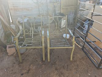 Sillas Para Patio, De Fierro A $25 El Par