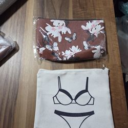 Makeup purse $3