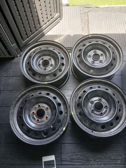 2017 Nissan altima factory rims