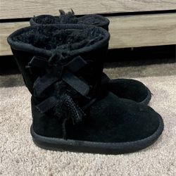 Toddler Girls Koolaburra black boots size 9