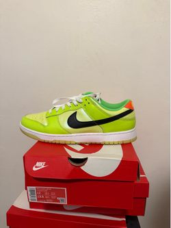 Nike dunks size 12