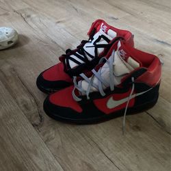 Vintage Nike Sb Red And Black 