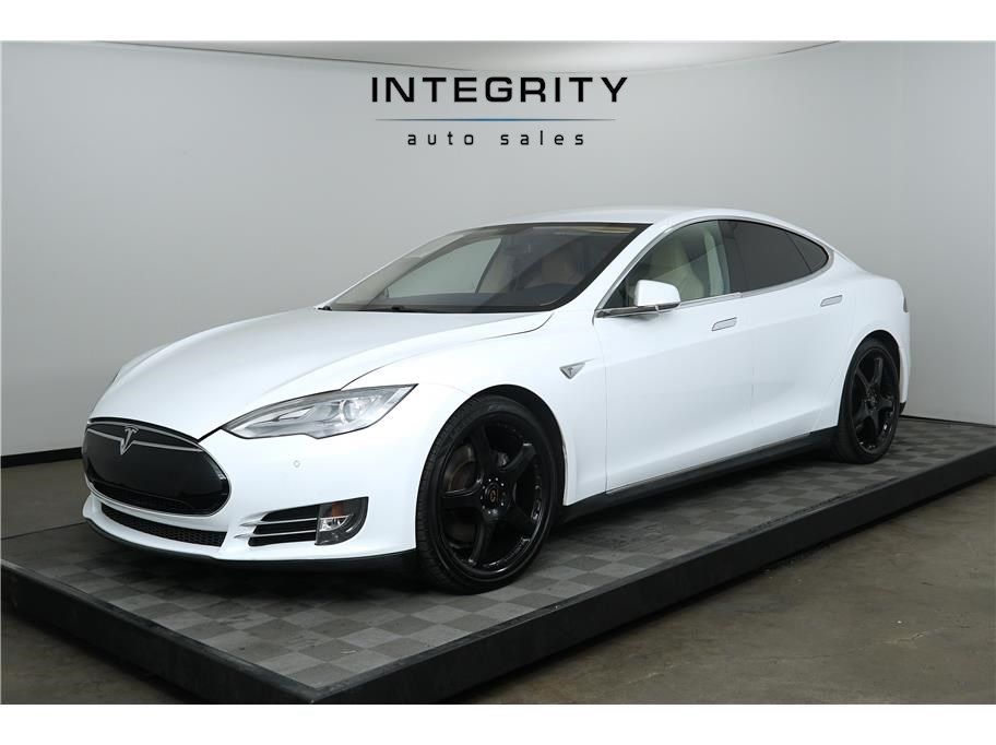 2014 Tesla Model S