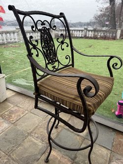 OW Lee San Cristobal Swivel Bar Stools with Cushions