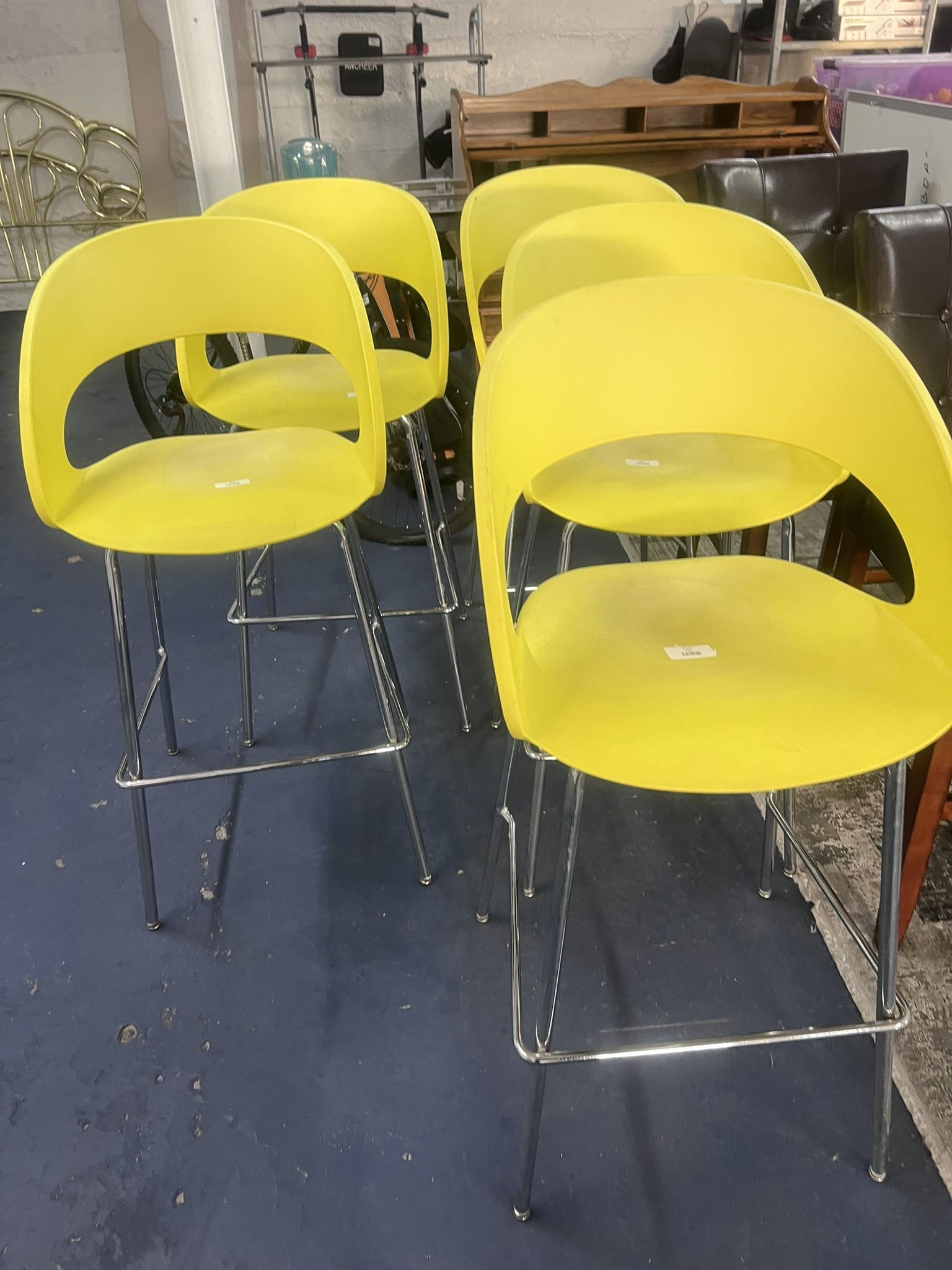 5 High top Chairs
