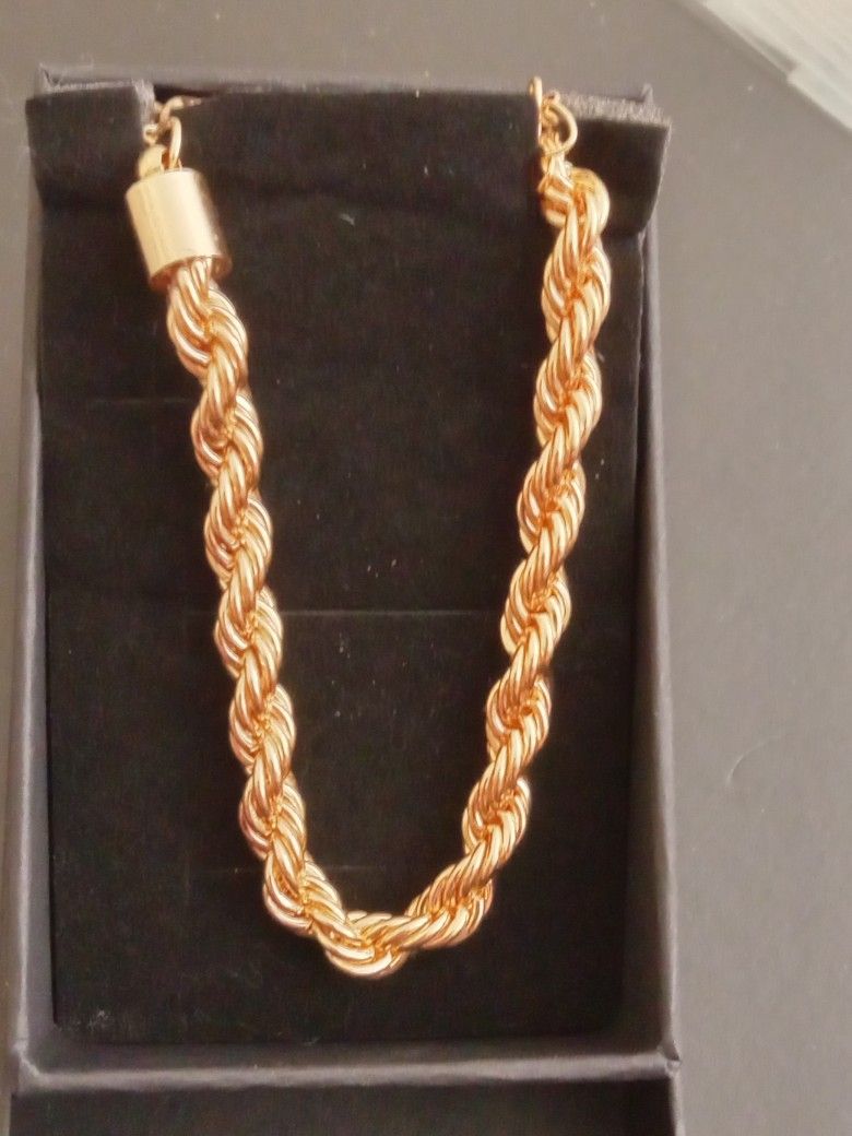 2 Bracelets Gold Plated