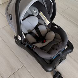 Infant Car Seat, Rear-Facing With The Base